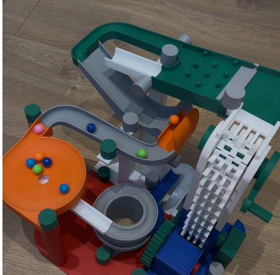 Picture of the assembled marble track.
